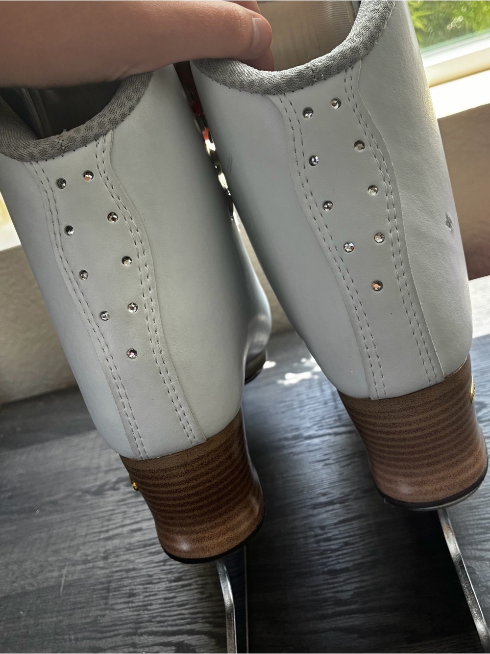 Jackson Elle FS2130 Figure Skates 5W Wide Ultima Mirage Blades Swarovski w/ box - Picture 8 of 16